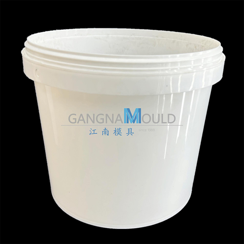 JN-261 Plastic coating barrel injection mold